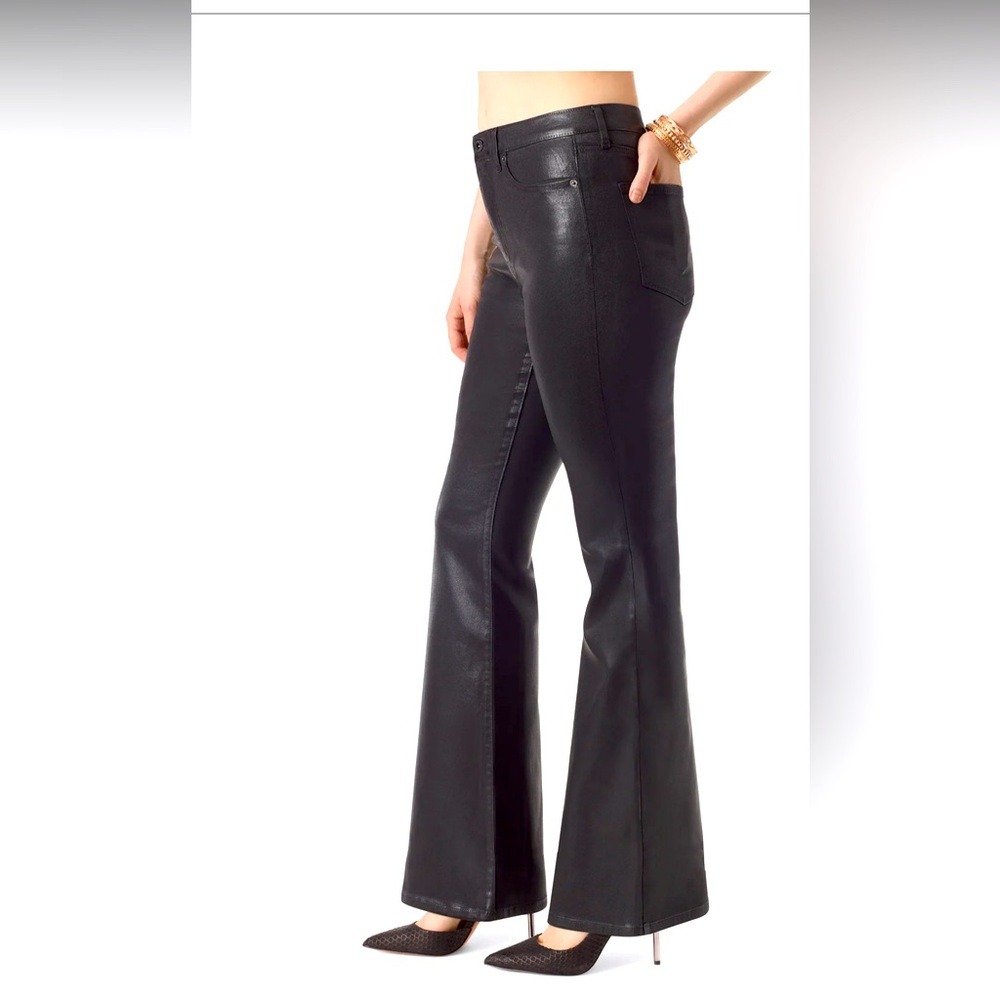 Gorgeous: 🌹Plus Size 20 & 22 Black High Rise Fitted Flare Legs Jeans 🌹
